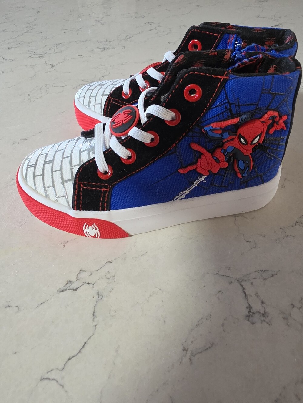 Kids Spider-man High-Top Sneakers - Blue/Red